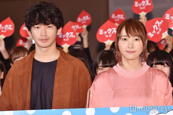 瑛太、新垣結衣 (C)モデルプレス