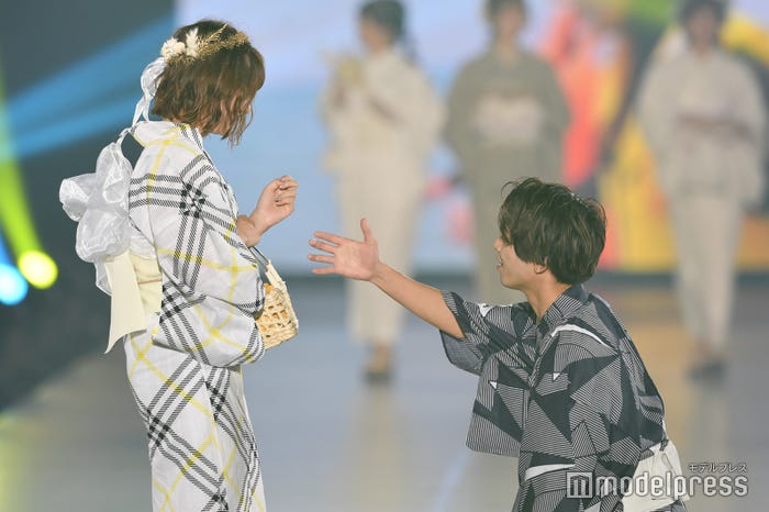 上ノ堀結愛、中里真哉斗(C)モデルプレス