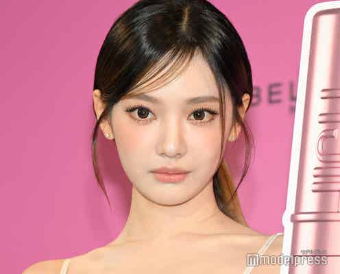 aespaニンニン、ミニ丈トップス姿で美ウエストチラリ「スタイル抜群」「憧れる引き締まり方」絶賛の声