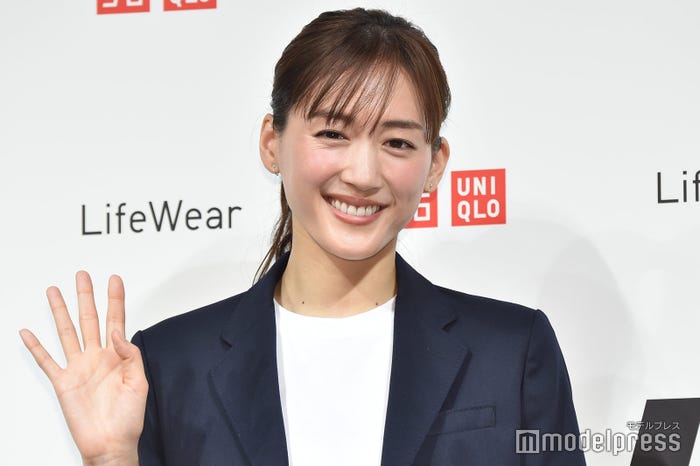 綾瀬はるか(C)モデルプレス