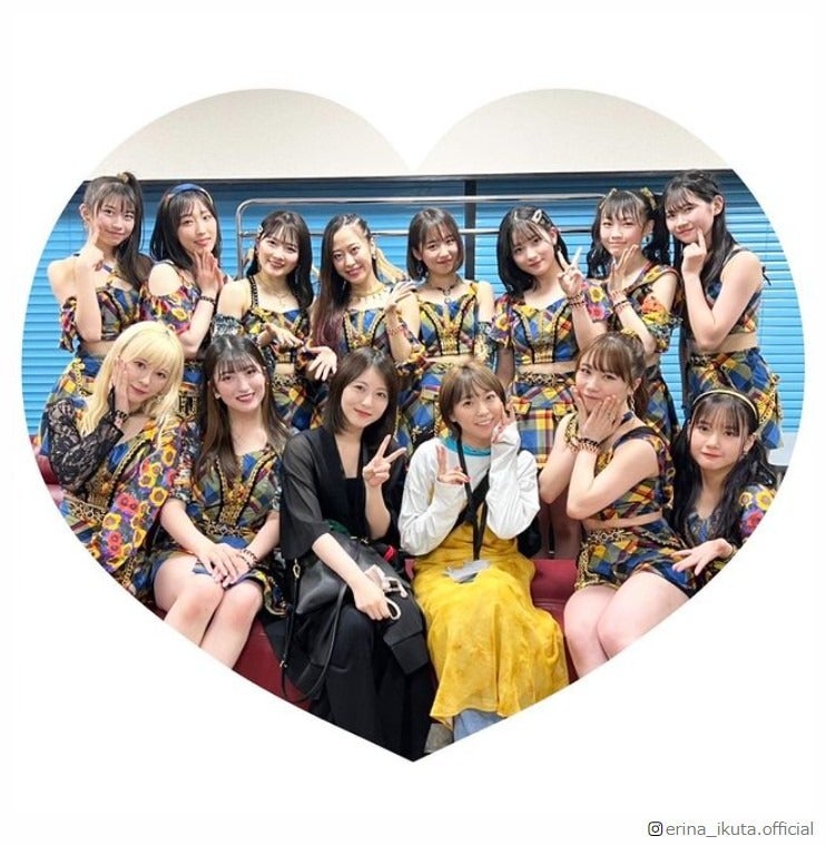 浜辺美波＆斉藤朱夏、モー娘。ライブ見学 生田衣梨奈が集合ショット公開「貴重」の声