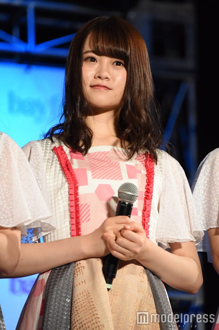 山崎怜奈(C)モデルプレス