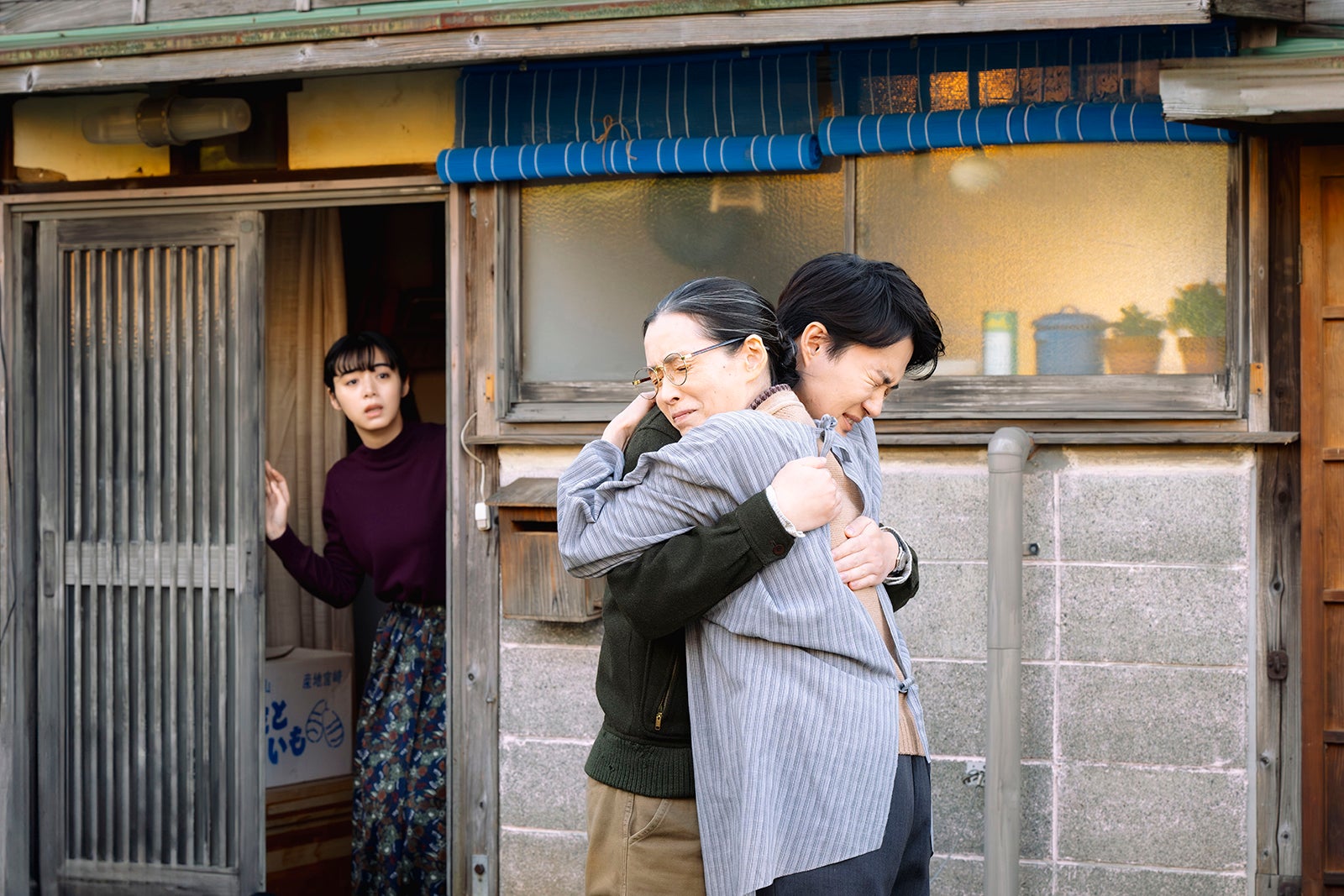 神木隆之介、中嶋朋子「海に眠るダイヤモンド」最終話（C）TBSスパークル／TBS