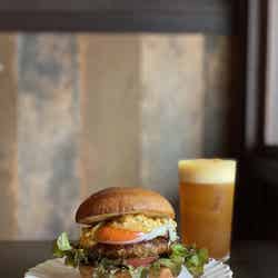 たまテリバーガーと超もおに/画像提供:SG Group