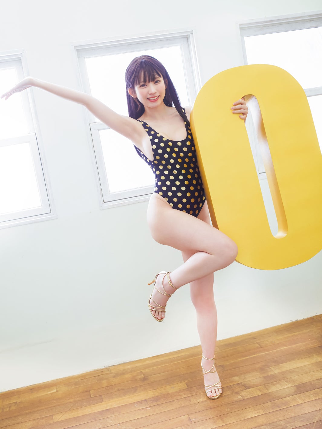 えなこ（C）桑島智輝／集英社