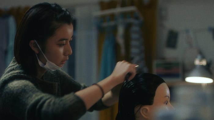 上白石萌歌/「最後の上映会『道』」篇 long.verより(提供写真)