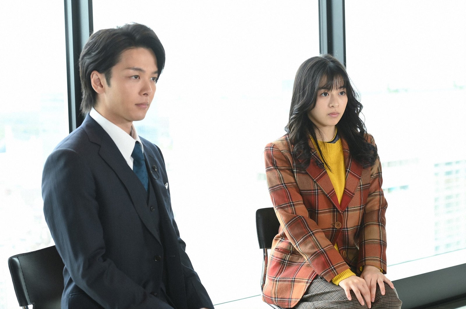 中村倫也、森七菜／「この恋あたためますか」第5話より（C）TBS