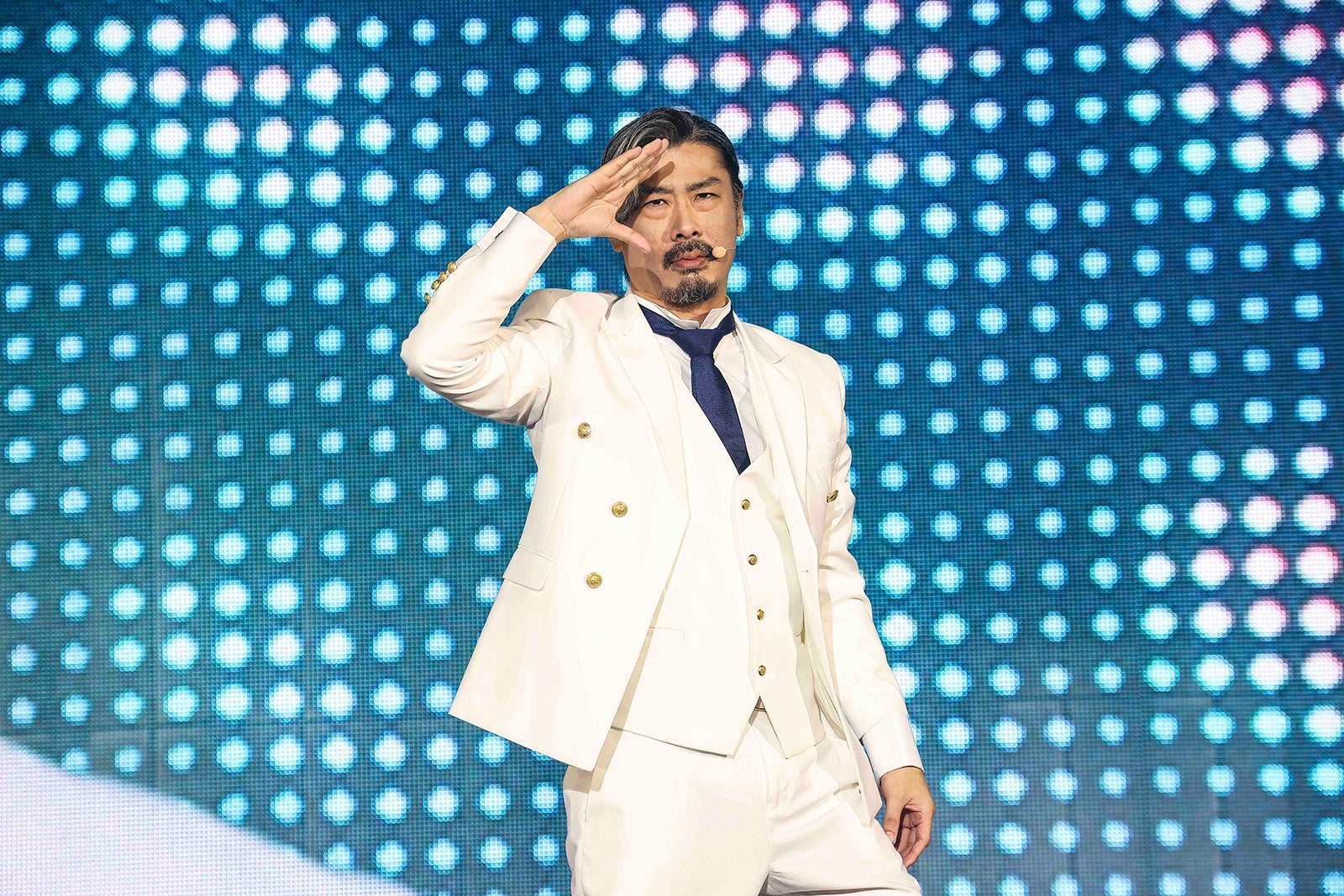 菅良太郎／第一部「チョコミュ」（C）吉本興業