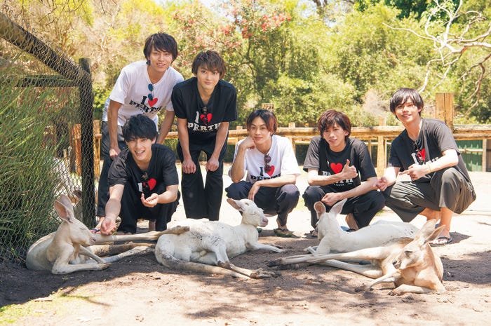 「超特急×Australia restart」より(C)JUNON・(C)SDR