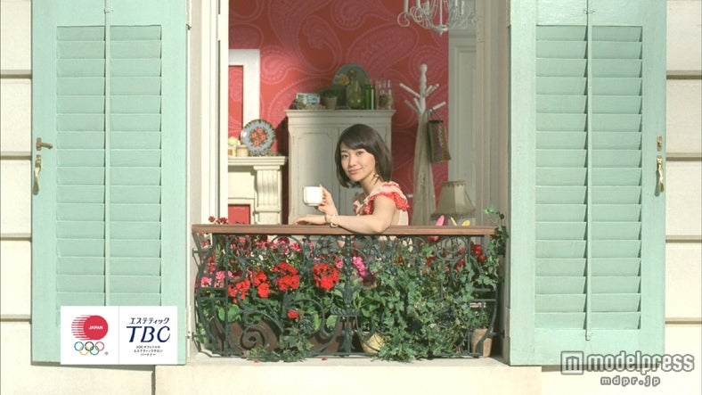 大島優子／新CM「HAPPY BEAUTY TBC」篇より