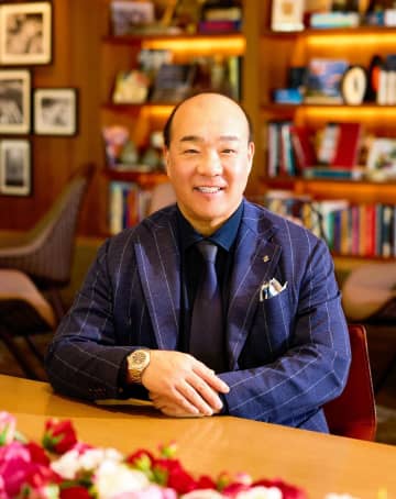 にしたん西村社長 ベルギー1部リーグ「シント＝トロイデンVV」の快進撃を報告→自身がプラチナスポンサー、日本人選手の活躍に興奮「チャンピオンズリーグに行くのが夢」