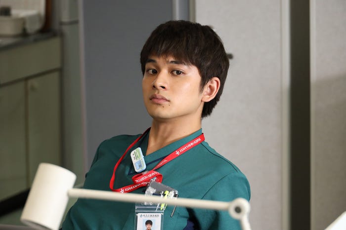 北村匠海「ナイト・ドクター」第2話より(C)フジテレビ