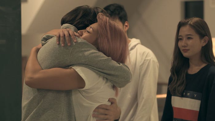 ジュゼッペ、花「TERRACE HOUSE TOKYO 2019-2020」26th WEEK(C)フジテレビ/イースト・エンタテインメント