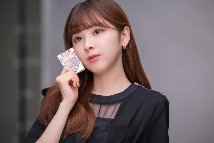 MIIHI/新テレビCM「パノラマエリアで、目もとが変わる。」篇メイキング (提供写真)