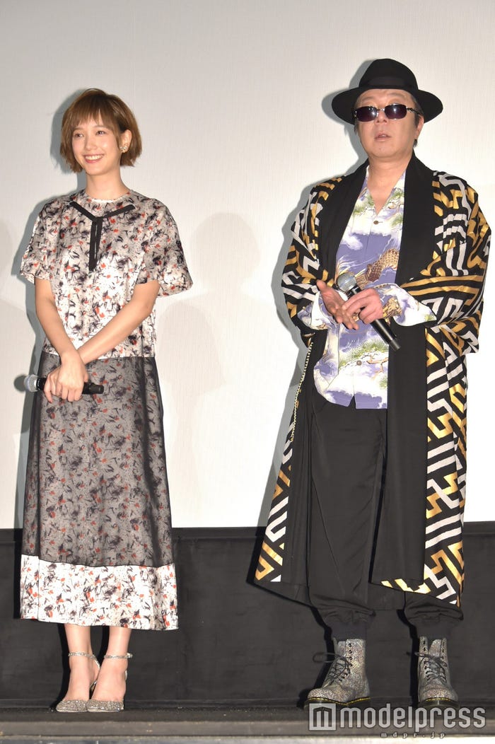 本田翼、古田新太(C)モデルプレス