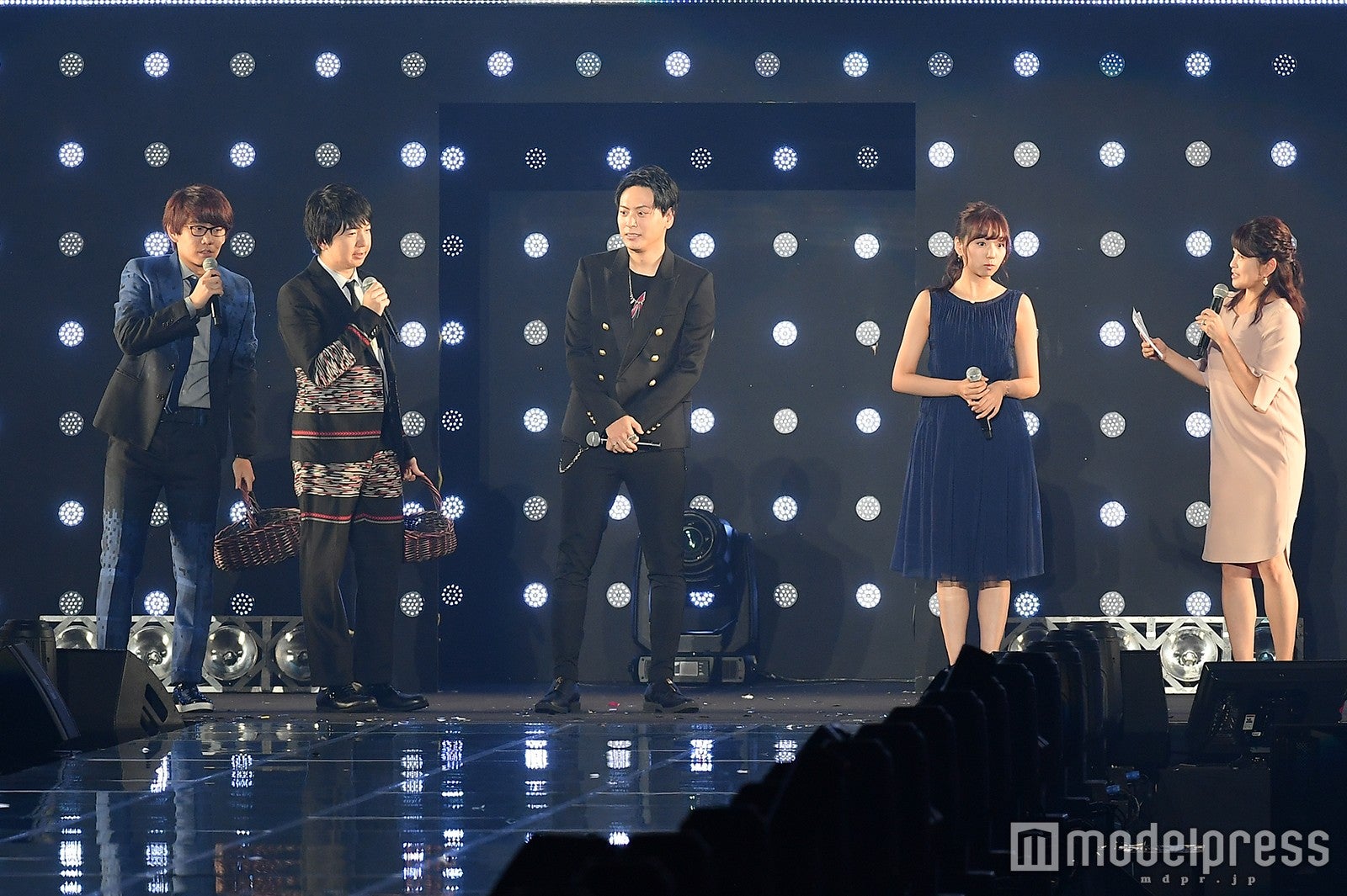 （C）モデルプレス