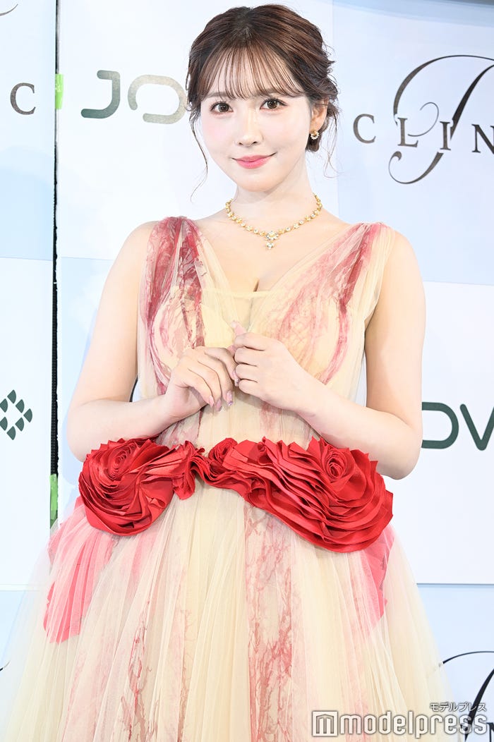 三上悠亜(C)モデルプレス