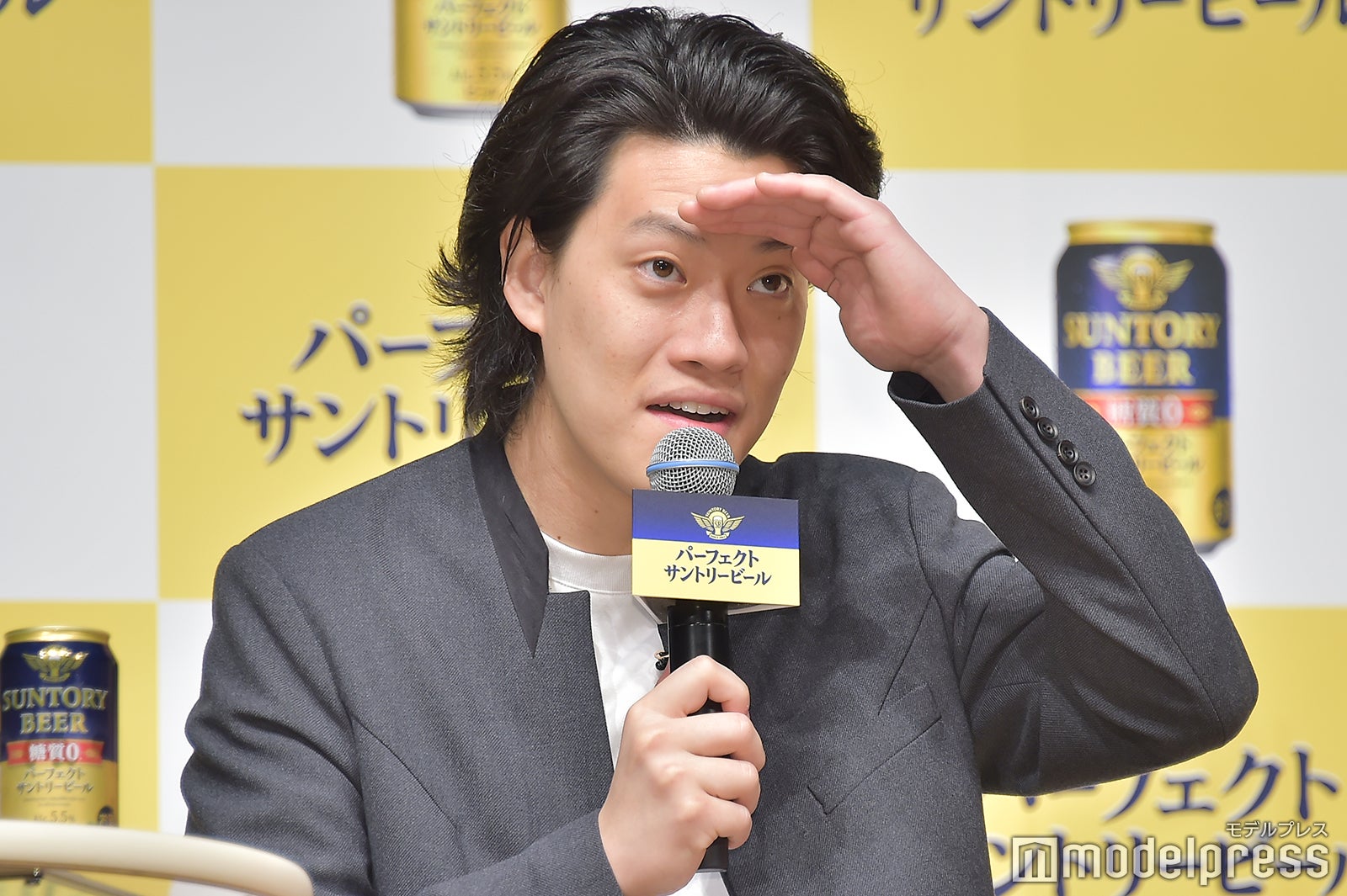 粗品 （C）モデルプレス