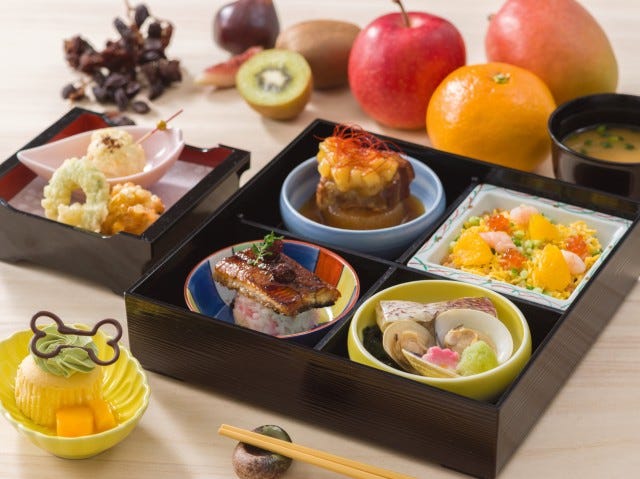 東京ディズニーシー20周年スペシャルセット(3,800円)提供店舗:レストラン櫻(C)Disney