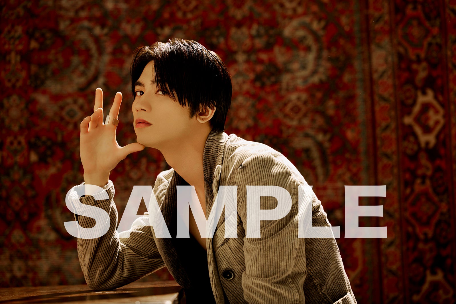 「板垣瑞生カレンダー2024.4-2025.3」スペシャルフォトカード：楽天ブックス（C）SDP