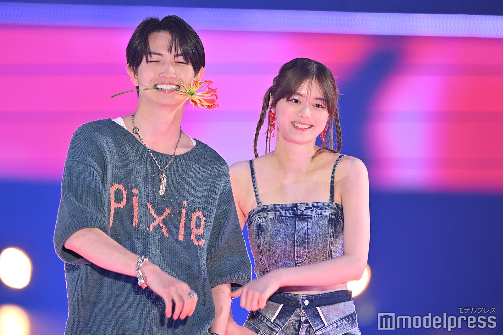 綱啓永、紺野彩夏（C）モデルプレス