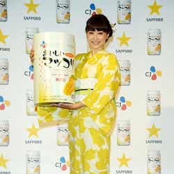 艶やかな浴衣姿で登場したヨンア