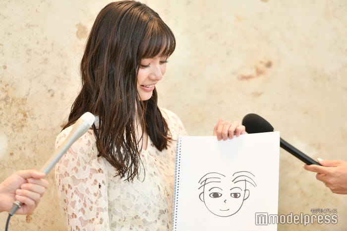 新川優愛(C)モデルプレス