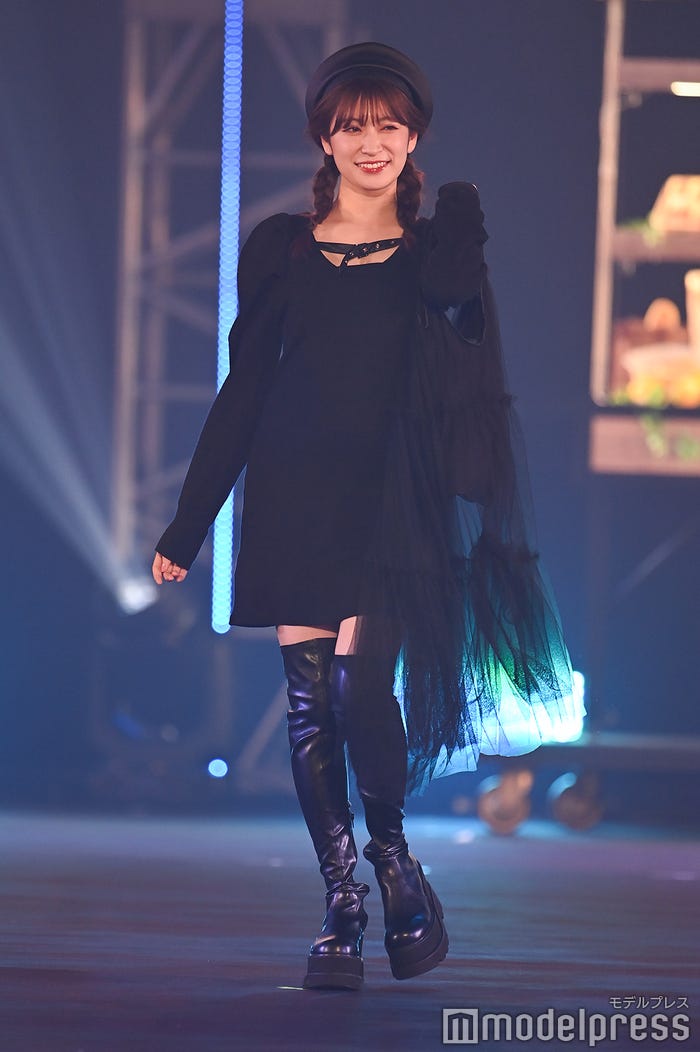 吉田朱里 (C)モデルプレス