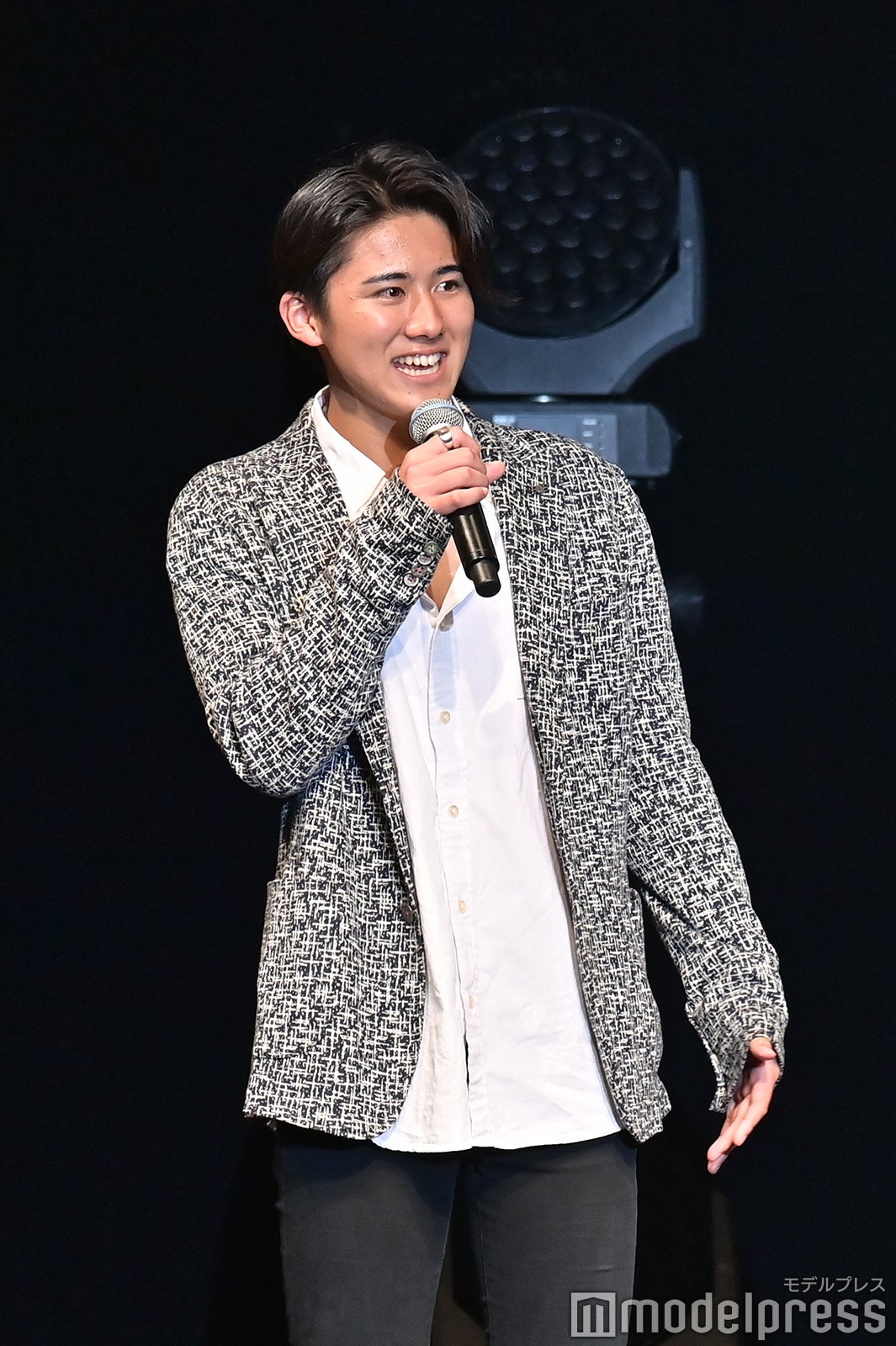 （C）モデルプレス