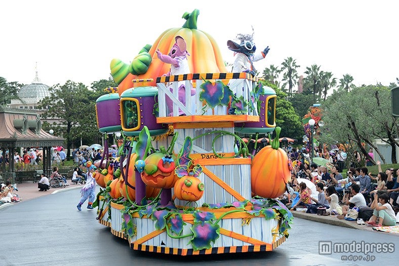 パレード「ハッピーハロウィーンハーベスト」