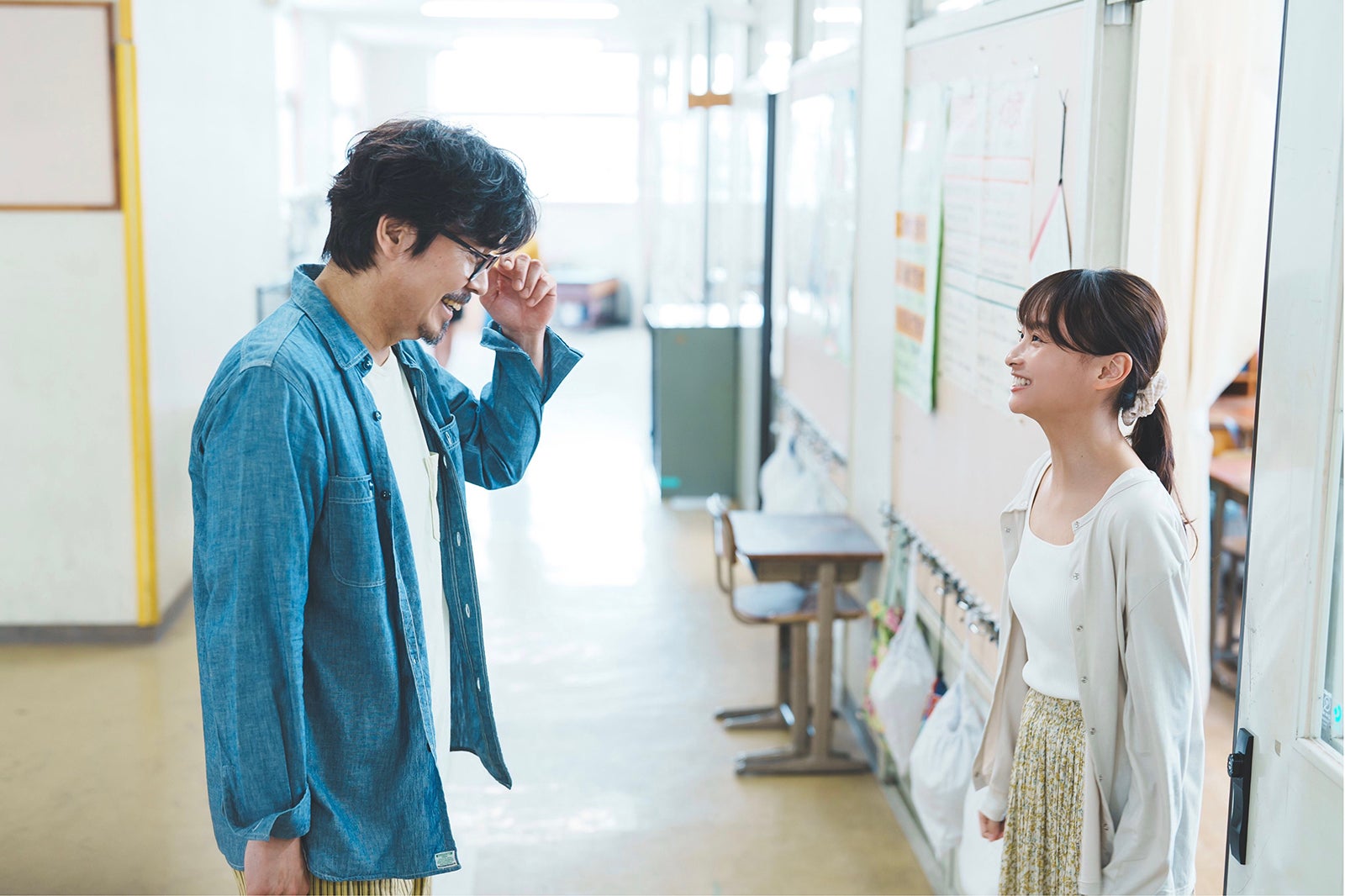 小澤征悦、影山優佳「こんばんは、朝山家です。」第1話（C）ABCテレビ