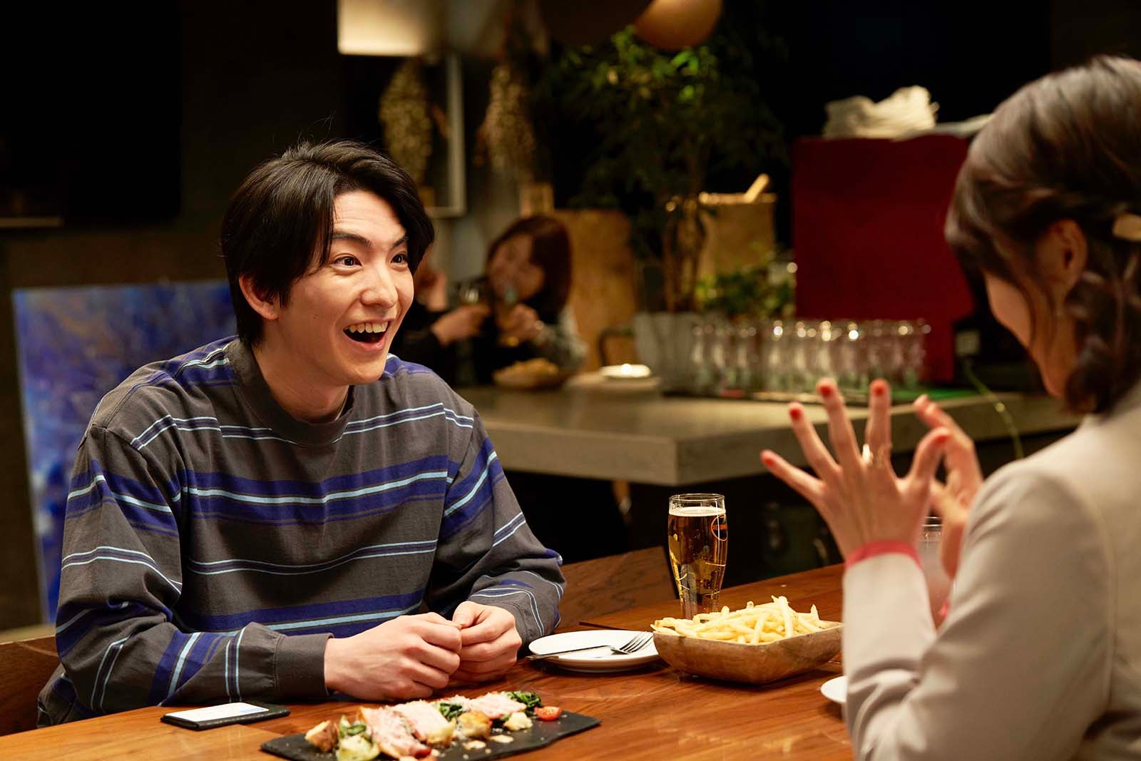 前田公輝「アイのない恋人たち」第1話より（C）ABCテレビ