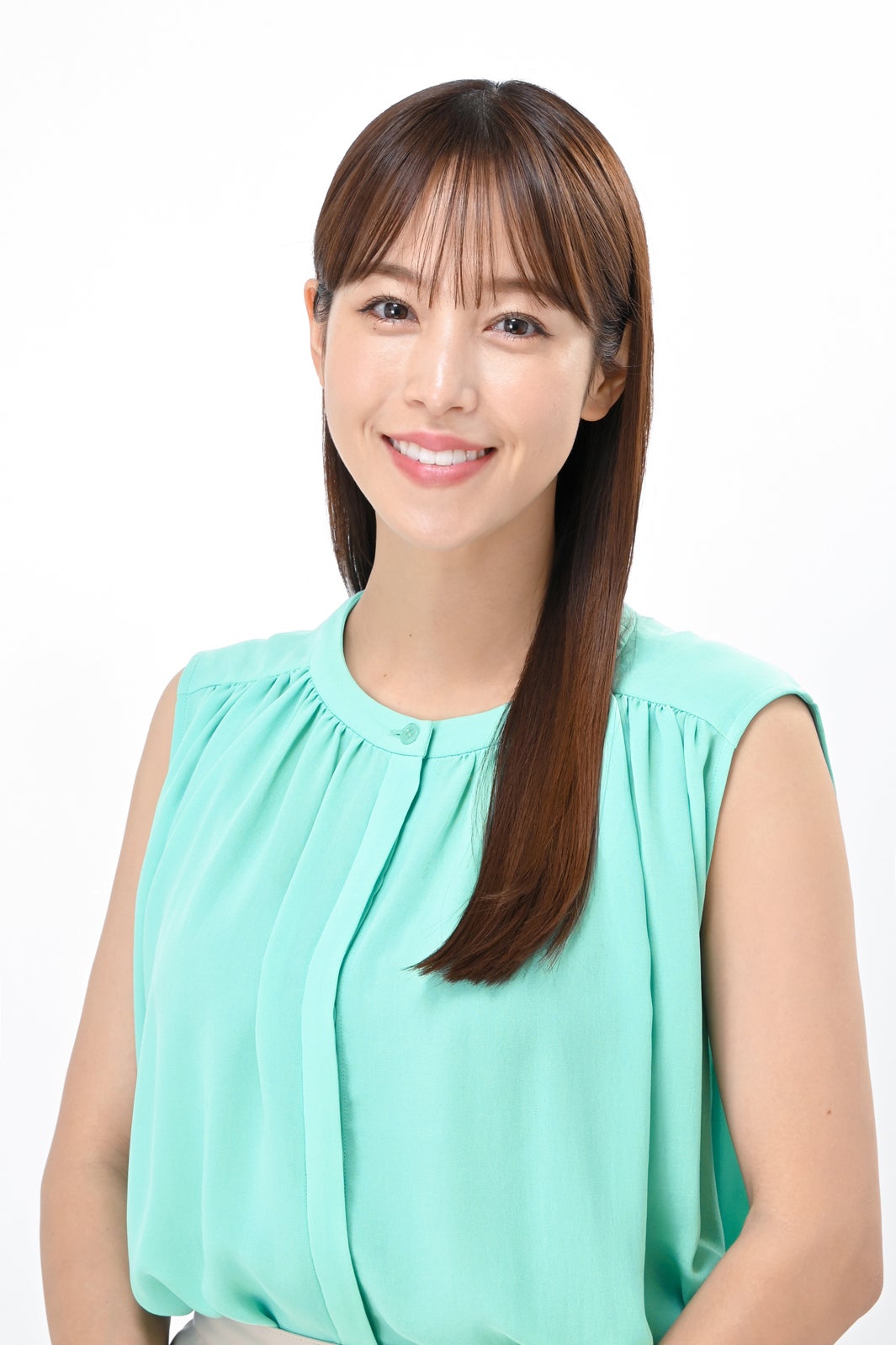 鷲見玲奈（提供写真）