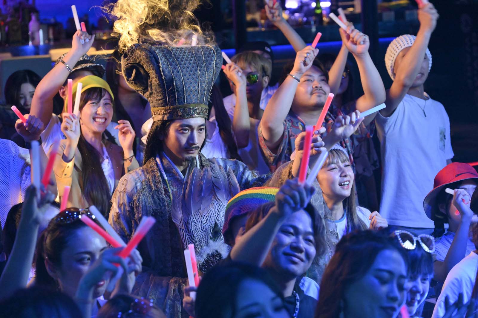 向井理、上白石萌歌（C）フジテレビ