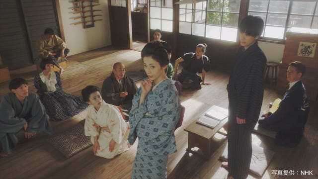 明日海りお(C)NHK