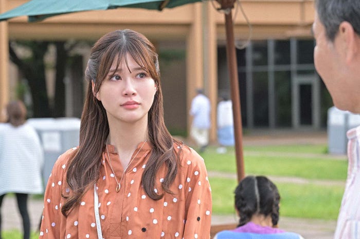 生見愛瑠「くるり~誰が私と恋をした?~」第7話より(C)TBS