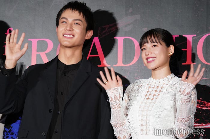 中川大志、石井杏奈(C)モデルプレス