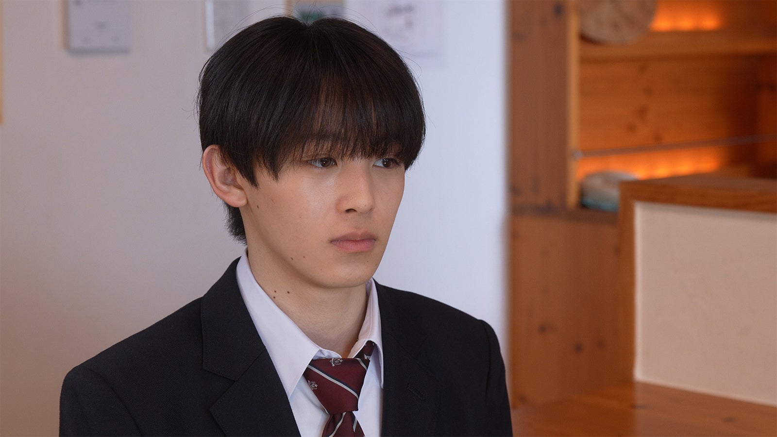 EBiDAN新グループ・iiONDO三村航輝、映画デビュー作で初主演決定 “母親想いの少年”演じる【ようこそ、ひまわりへ】