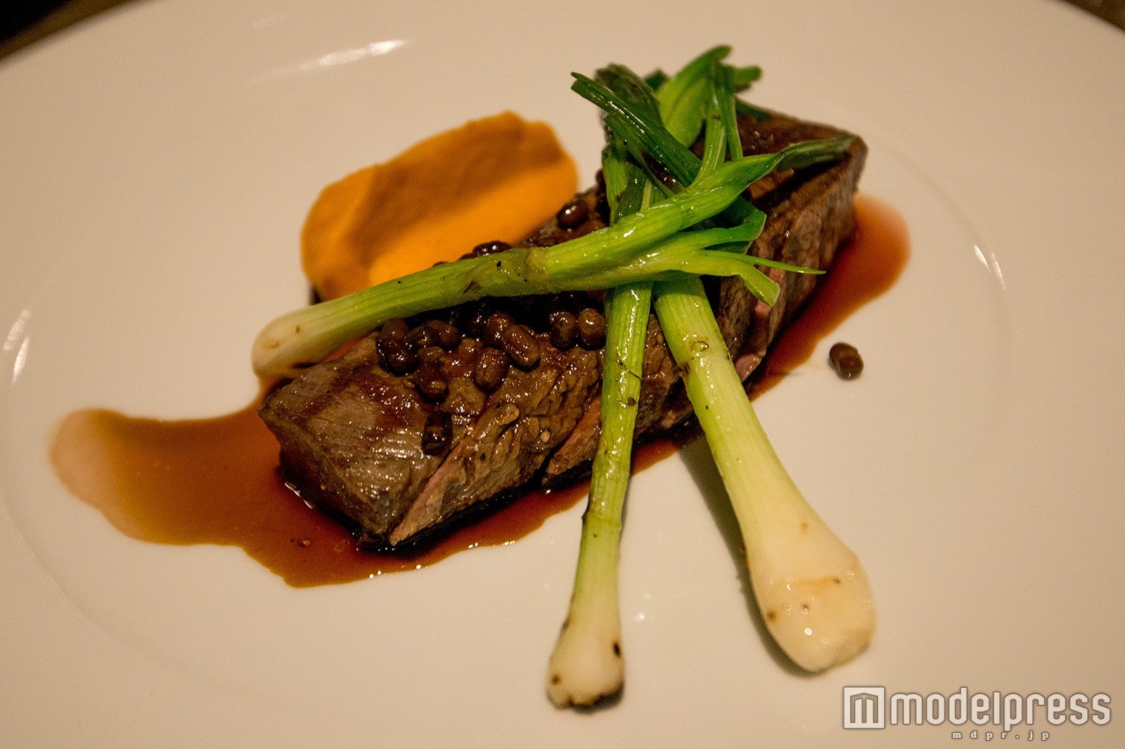 「ビストロbyマーク・ベスト」ステーキ （C）モデルプレス