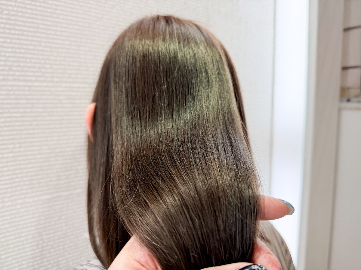 春は透明感を高めたい！ 即、垢抜けをかなえる今っぽヘアカラー選びのコツ