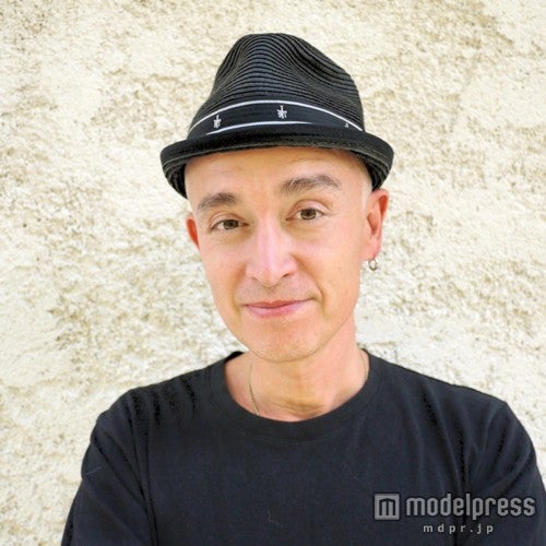 globeマーク・パンサー、新ソロプロジェクト始動　エヴァ主題歌を英詩カバー