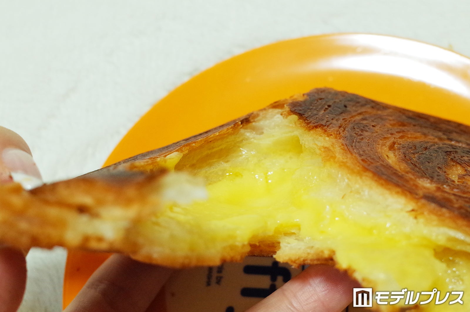 も～っちり食感クロワッサンロール（ダブルカスタード）（C）モデルプレス