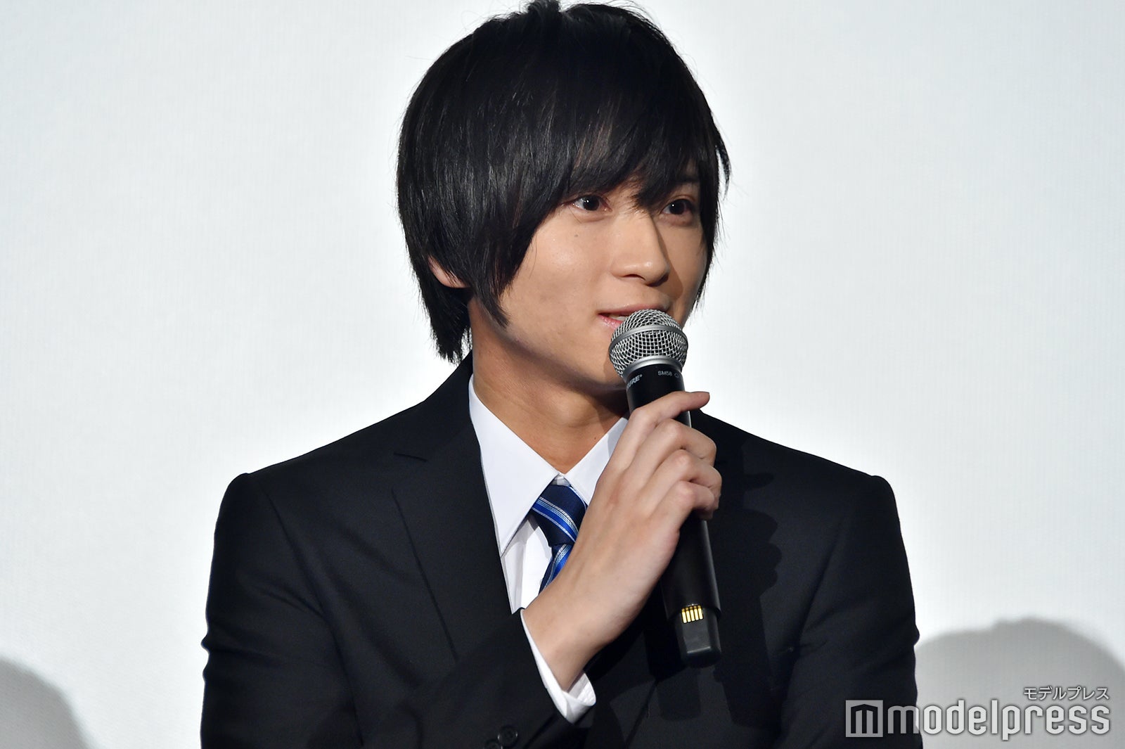 荒牧慶彦（C）モデルプレス