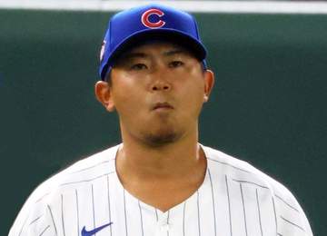 カブス・今永 初球先頭打者本塁打を浴びる 雨で試合開始が約1時間遅延