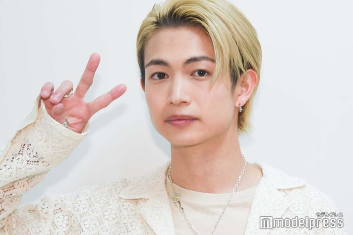 綱啓永(C)モデルプレス