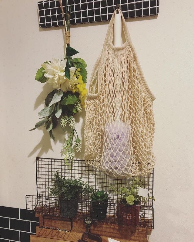 100均フェイクグリーンの上手な飾り方16選 インテリア上級者の部屋作りのコツ モデルプレス