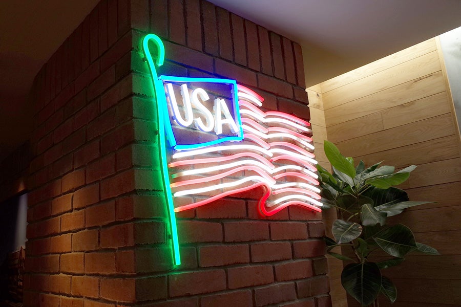 オリジナルパンケーキハウス店内