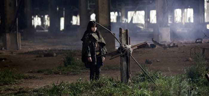 鈴木梨央(C)2017「HiGH&LOW」製作委員会