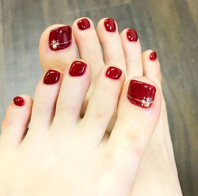 オシャレは足元から フットネイル この夏 挑戦したい モデルプレス オシャレは足元から フットネイル この夏 挑戦したい モデルプレス