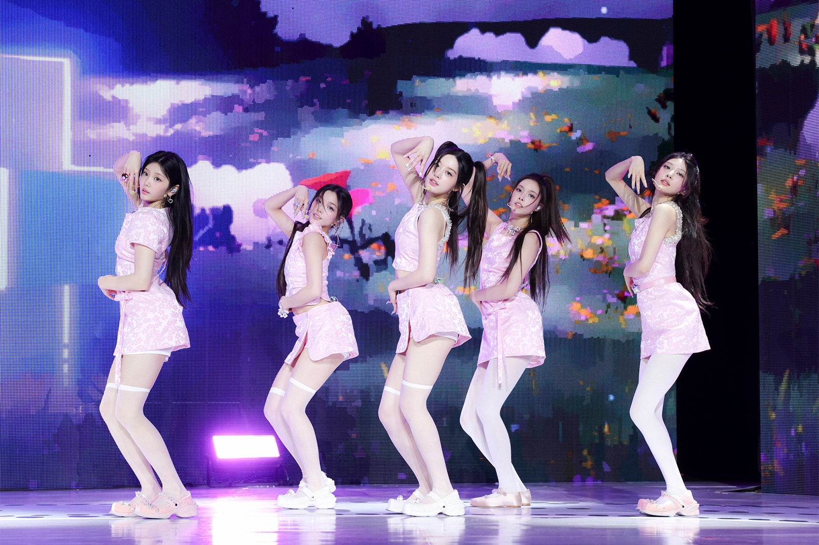 ILLIT（P）＆（C） BELIFT LAB Inc.